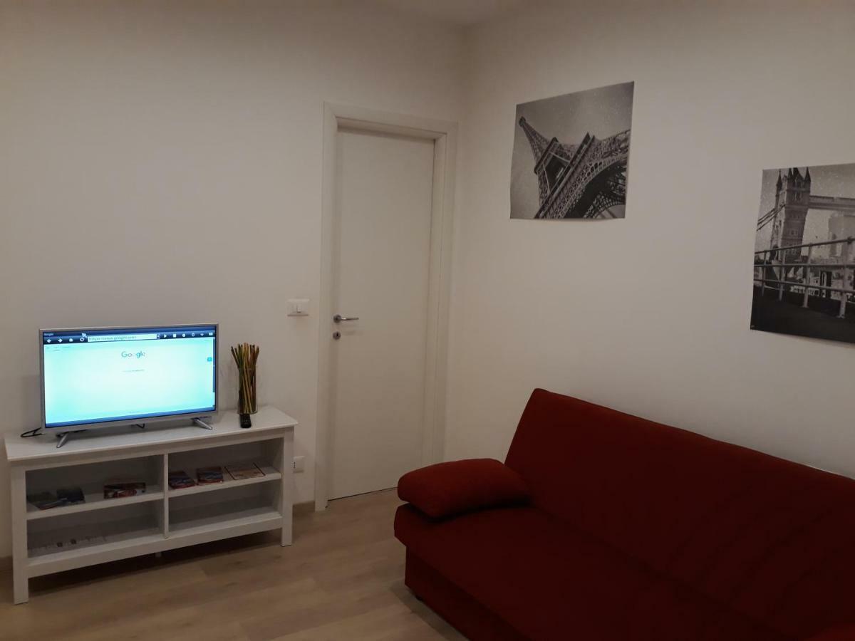 Alysia Apartment